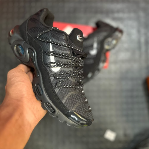 Nike TL