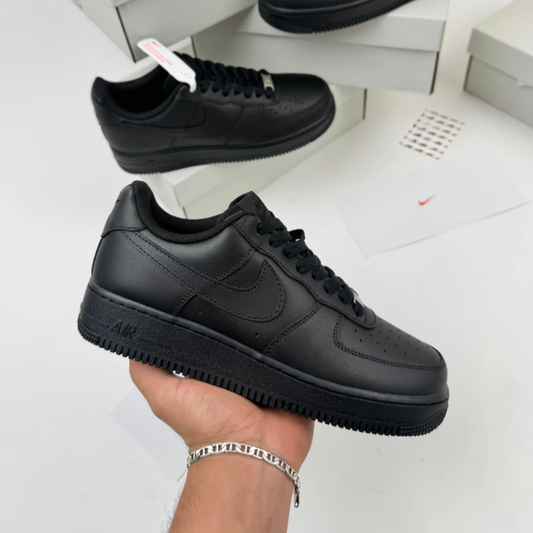 Nike Air Force 1 Negras