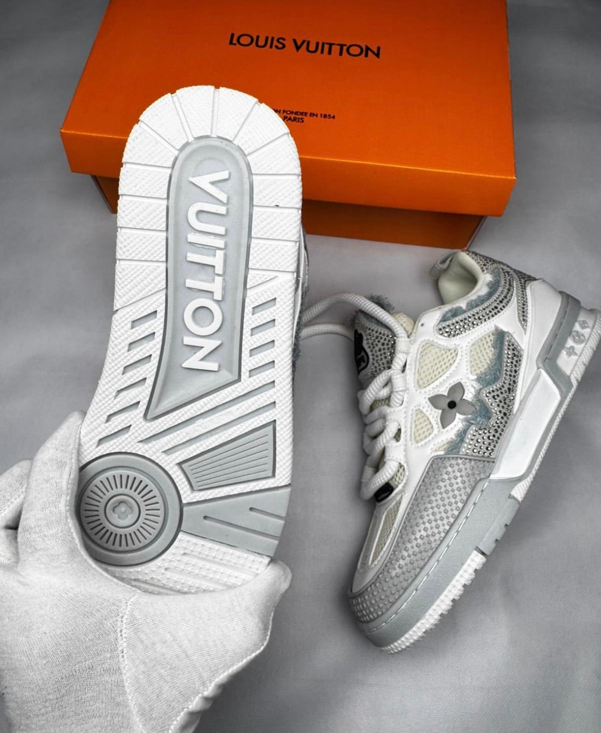 LV Skate