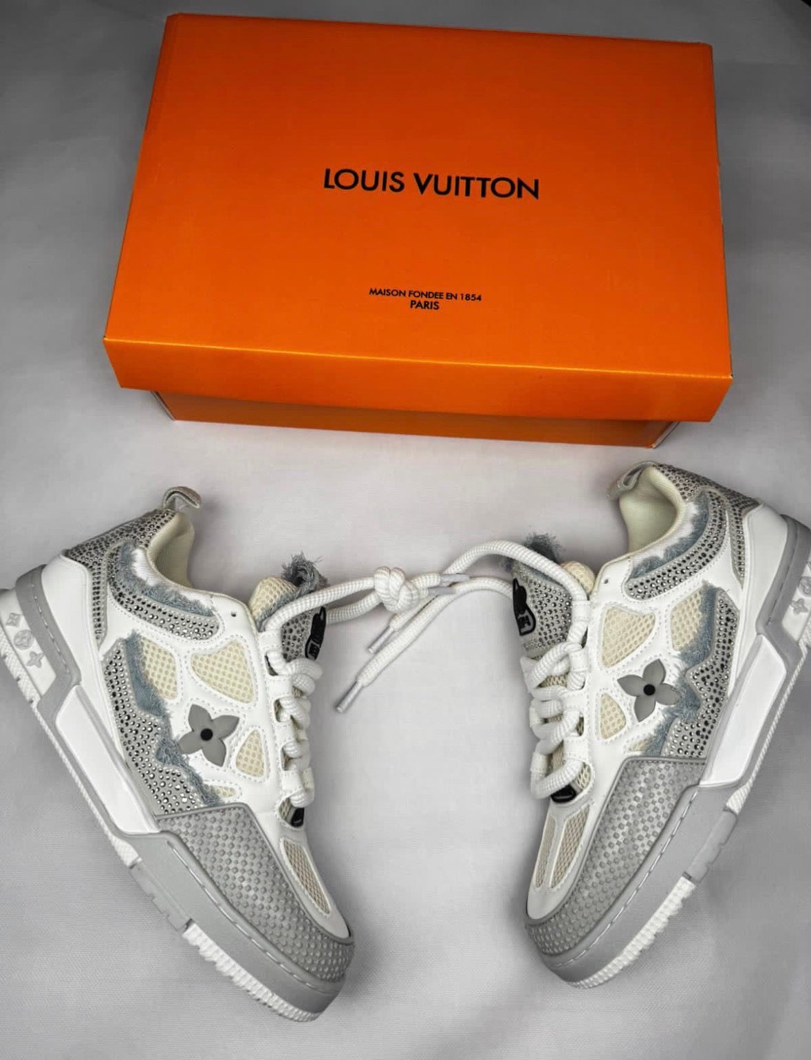 LV Skate